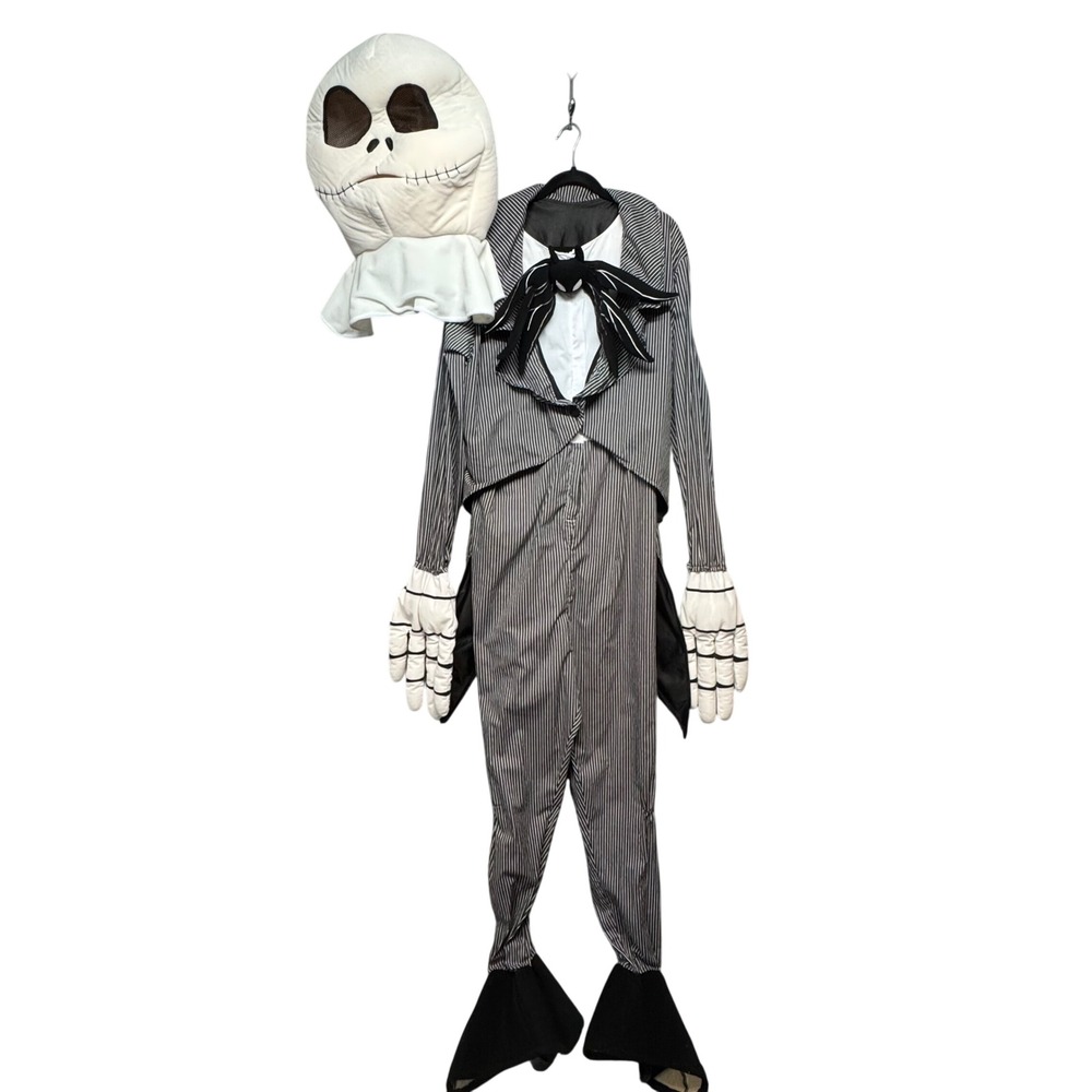 Disney Store Jack Skellington Costume Halloween Adult XL Black White Pinstripe